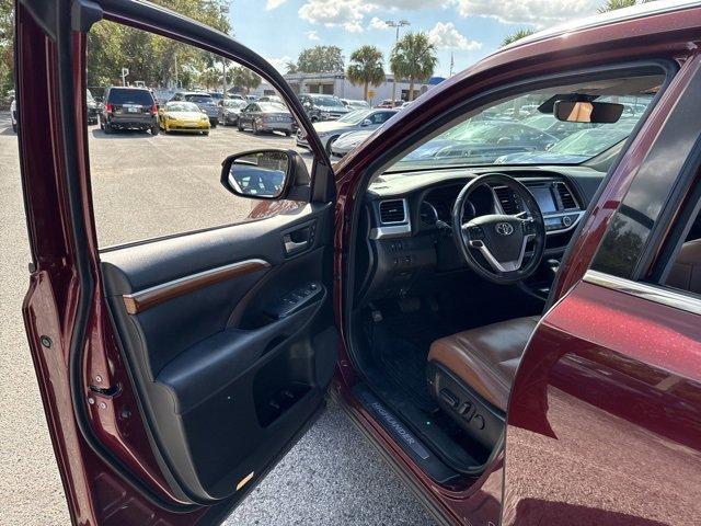 2018 toyota highlander limited platinum