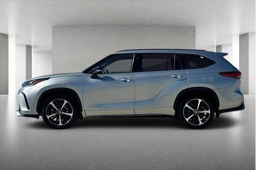 2021 toyota highlander