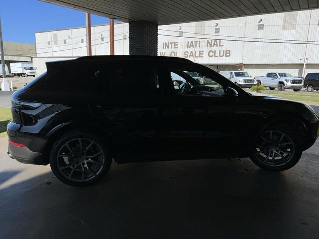 2023 porsche cayenne e-hybrid awd