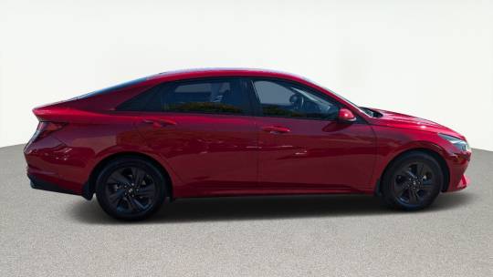 2022 Hyundai Elantra