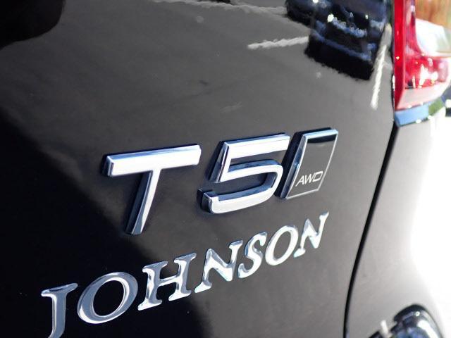 2020 volvo xc40 t5 momentum