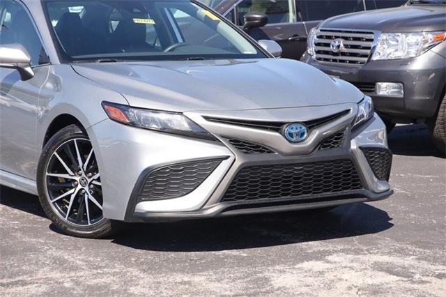 2023 toyota camry hybrid hybrid se