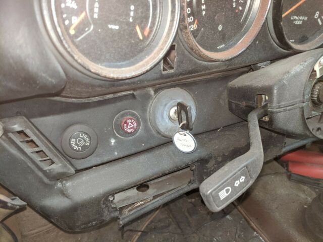 1974 porsche 911 targa roller - rusty but a lot there