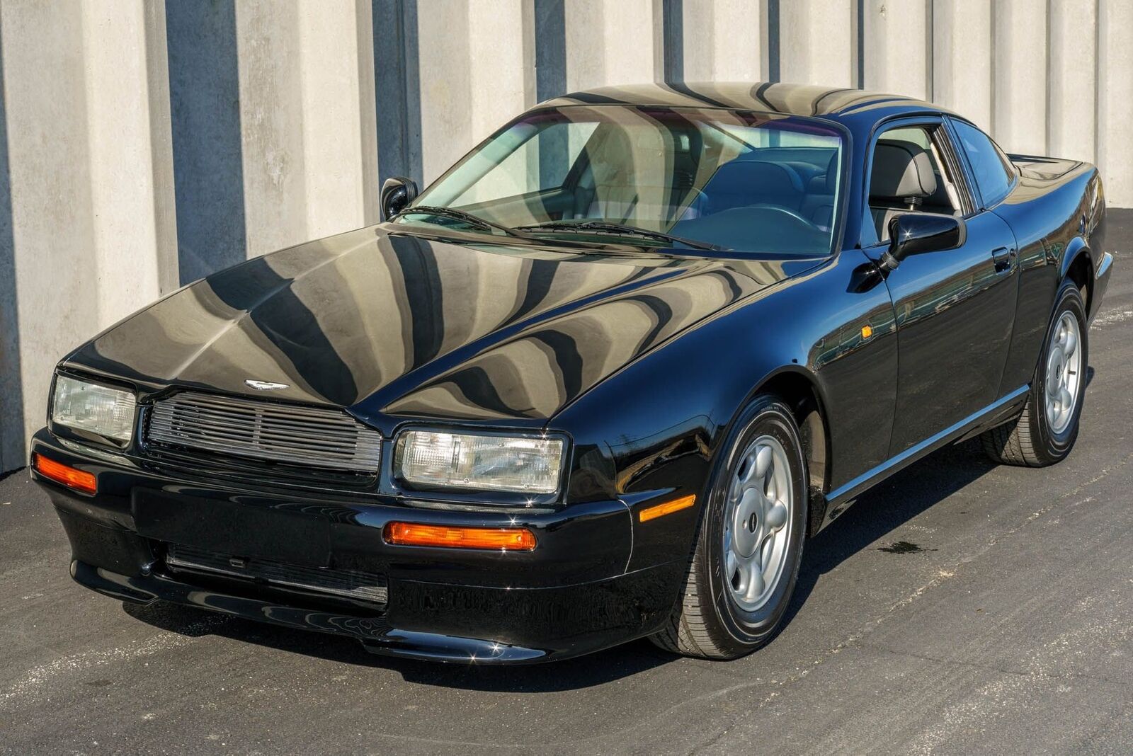 1992 aston martin virage coupe