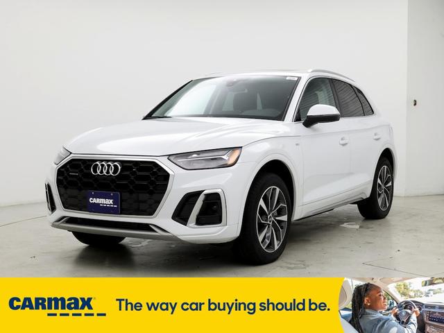 2022 audi q5 s-line premium