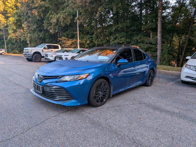 2019 toyota camry le