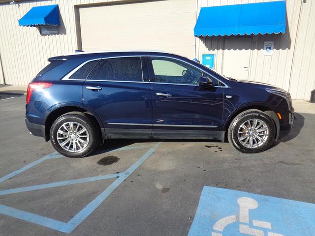 2017 cadillac xt5 luxury