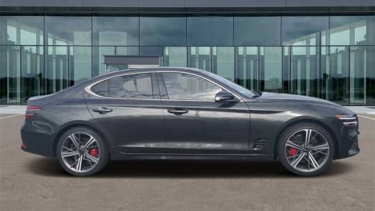 2025 Genesis G70