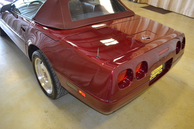 1993 chevrolet corvette 38988 miles burgundy convertible 8 manual