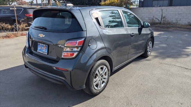 2020 chevrolet sonic fwd hatchback 1fl 5-door