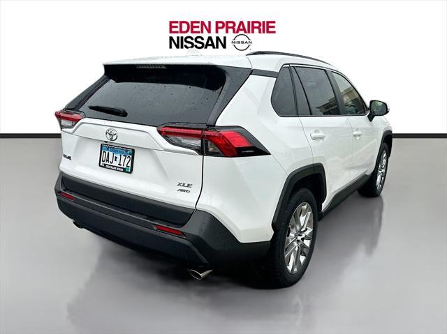 2019 toyota rav4 xle