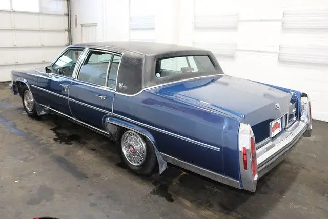 1986 cadillac fleetwood d'elegance