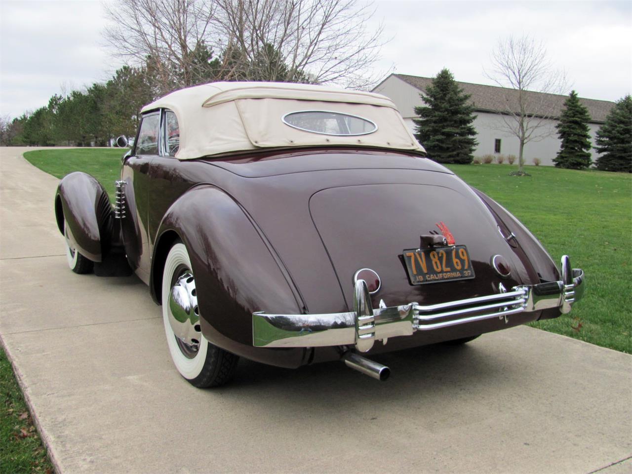 1937 cord phaeton
