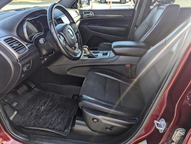 2020 jeep grand cherokee laredo