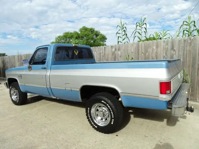 1984 chevrolet c-10 pickup truck 2dr regular cab fleetside good looking truck
