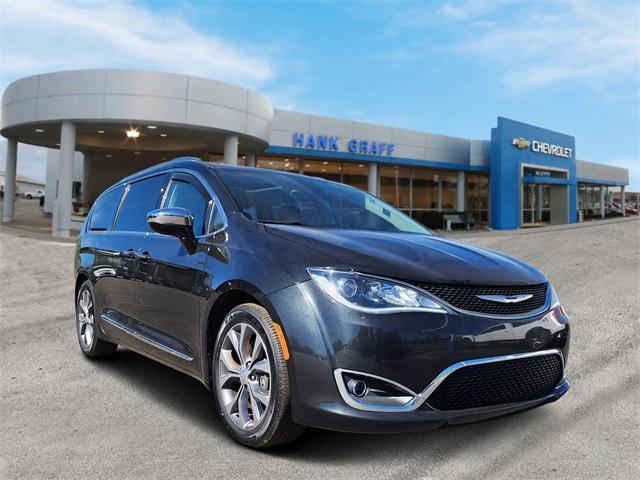 2018 chrysler pacifica limited