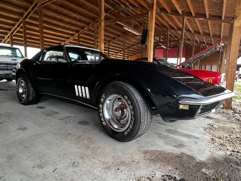 chevrolet corvette coupe