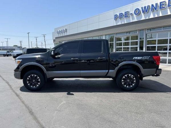 2017 nissan titan in saint louis, missouri