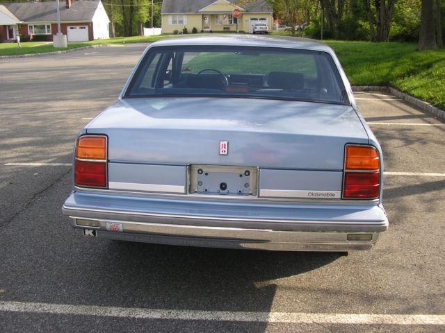 1988 oldsmobile delta 88 royale brougham