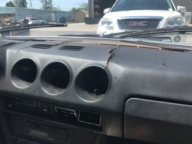 1982 datsun 280zx, have rust issues , great project car or parts car! as is