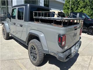 2023 Jeep Gladiator s