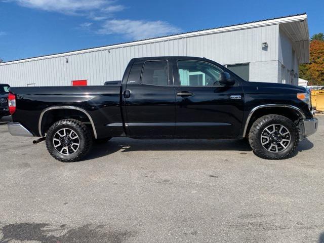 2014 toyota tundra sr5