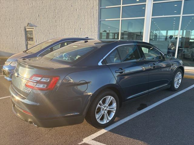 2016 ford taurus sel