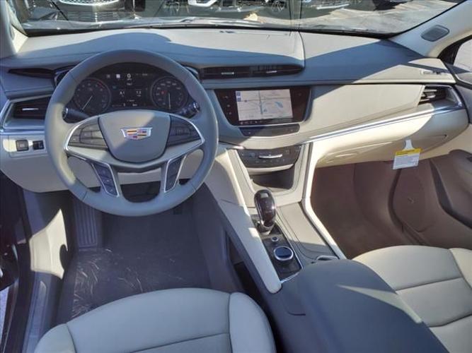 new 2024 cadillac xt5 awd premium luxury