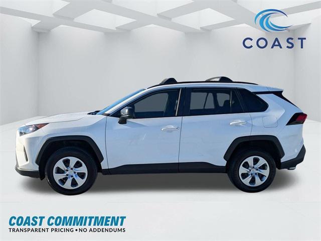 2021 toyota rav4 le