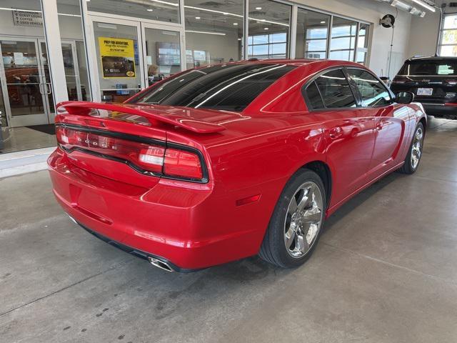 2012 dodge charger sxt