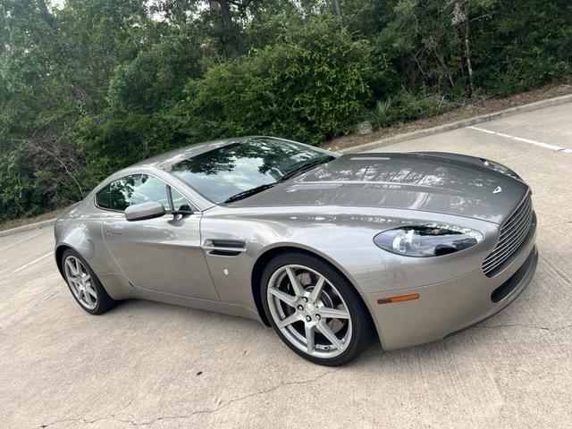 2008 aston martin v8 vantage base