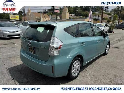 2013 toyota prius v