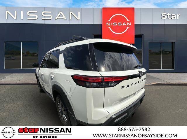 2022 nissan pathfinder sv