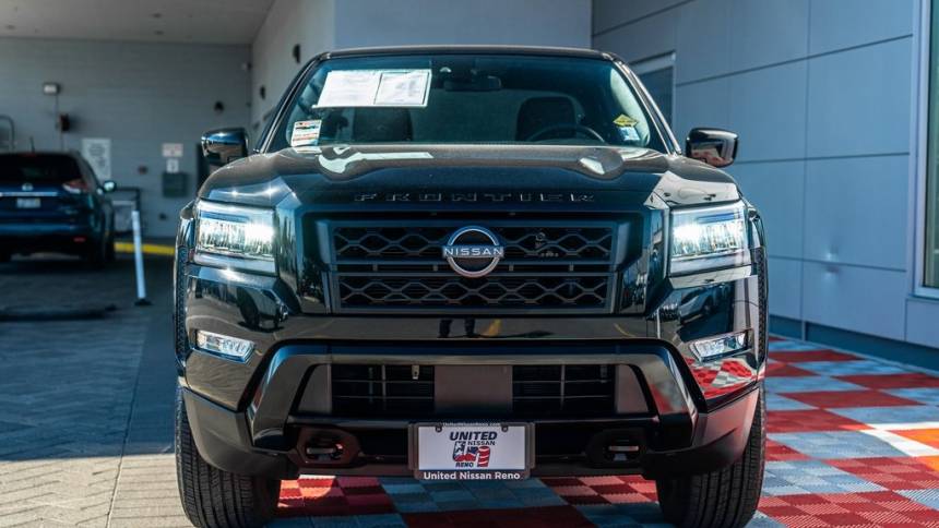2023 nissan frontier sv