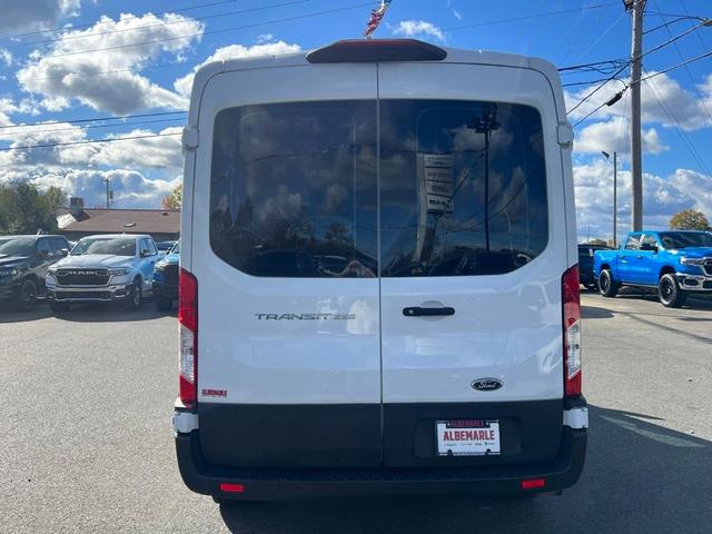 2021 ford transit-250 base