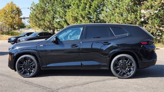 2025 BMW XM