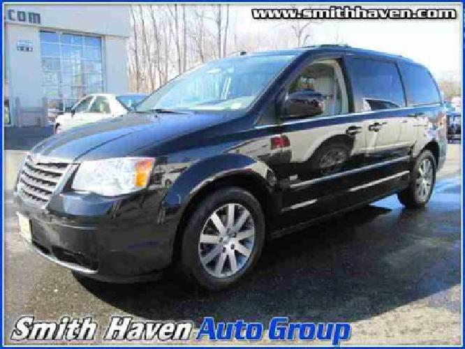 2009 chrysler town & country touring in saint james, ny