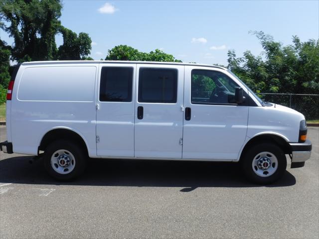 2022 gmc savana 2500 work van