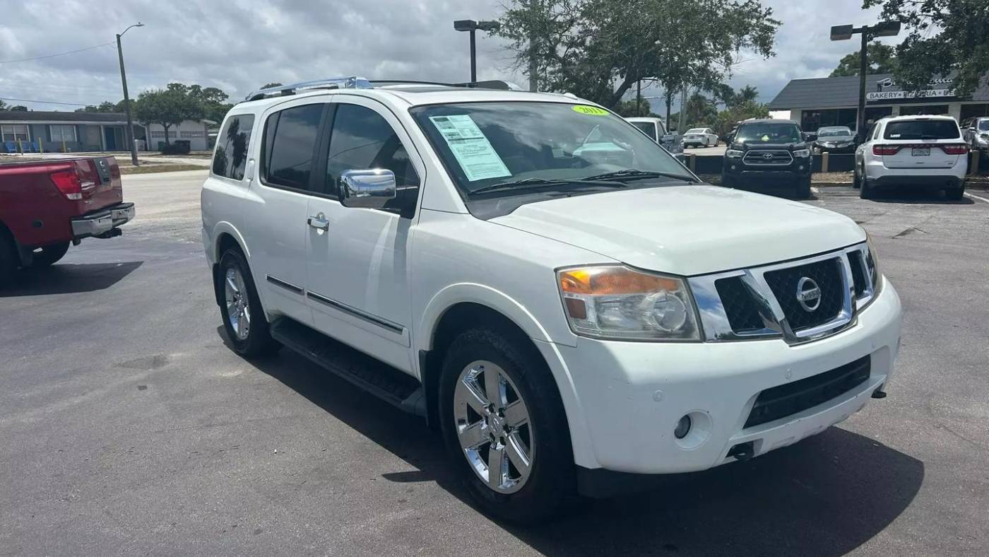 2011 nissan armada platinum
