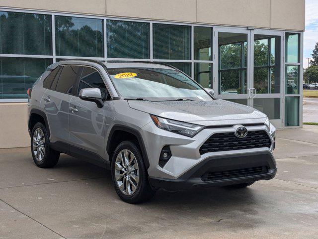 2022 toyota rav4 xle
