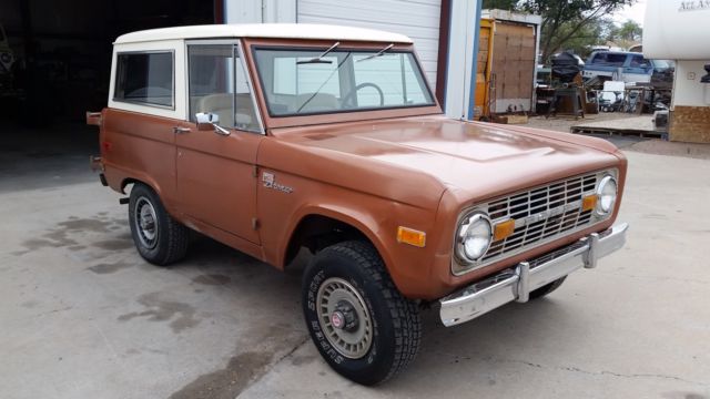 1974 bronco sport beautiful original 2 owner suv, with original dealer documents