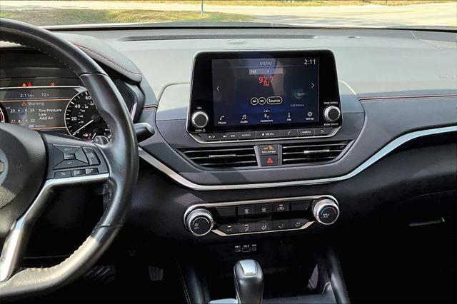 2022 nissan altima 2.5 sr