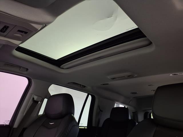 2017 cadillac escalade luxury