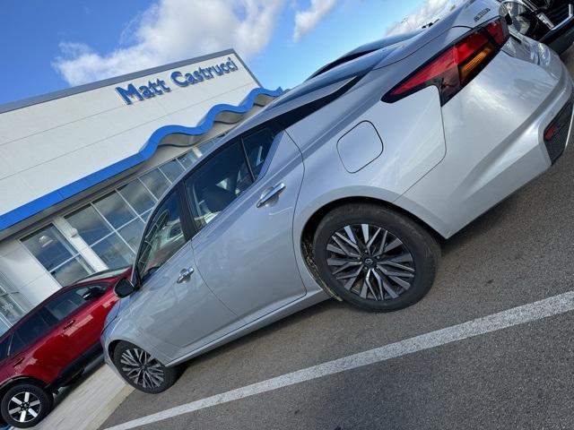 2023 nissan altima 2.5 sv
