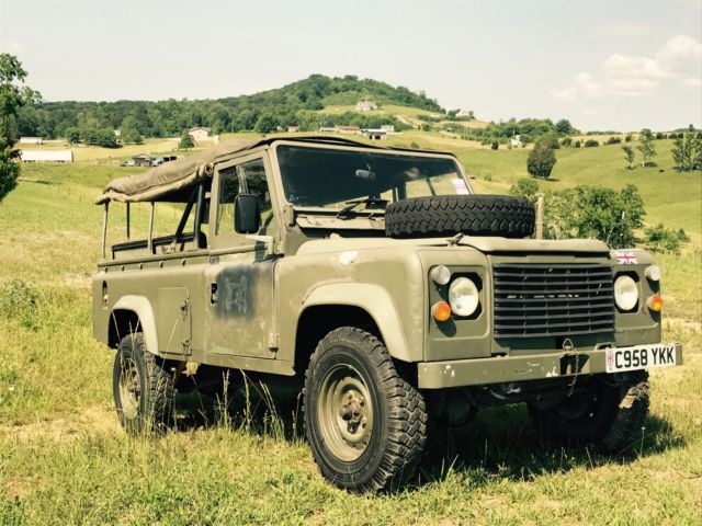 1986 military land rover defender 110