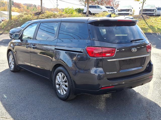 2020 kia sedona lx