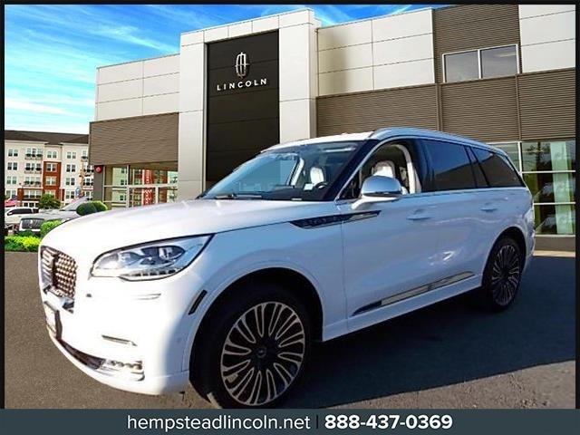 2022 lincoln aviator black label