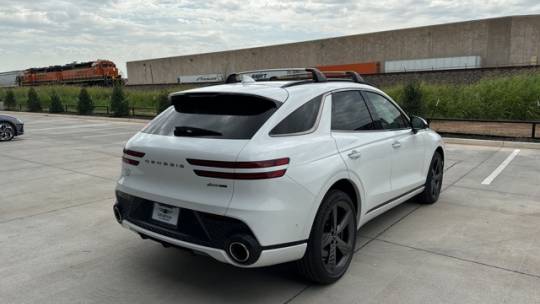 2025 Genesis GV70