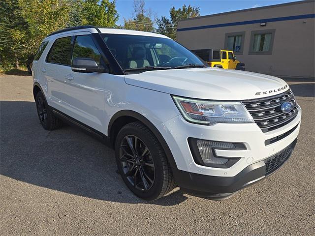 2017 ford explorer xlt