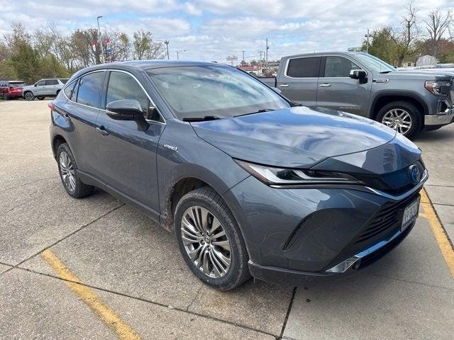 2021 toyota venza le